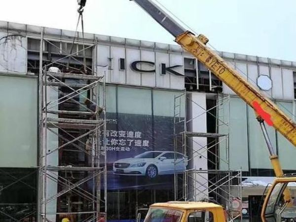 东西城区吊车出租_吊车出租怎样避免纠纷